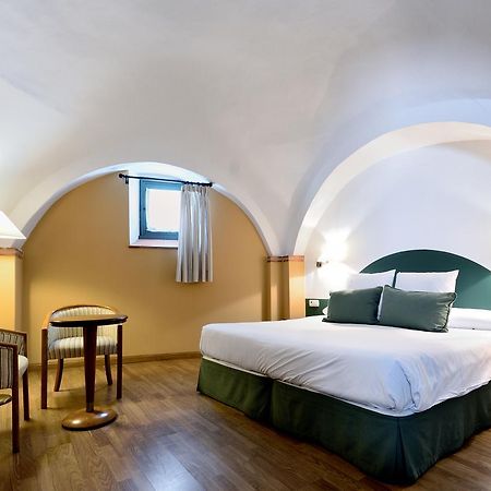 Hotel Ahc Palacio Coria Bagian luar foto