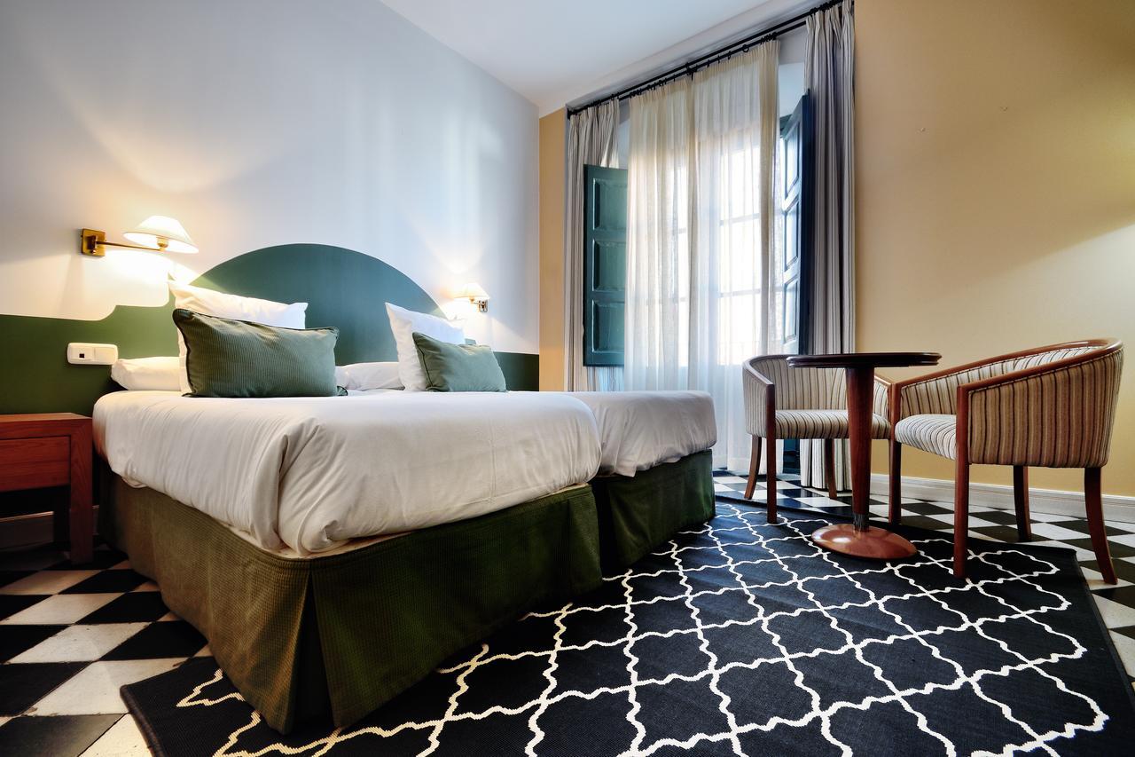 Hotel Ahc Palacio Coria Bagian luar foto