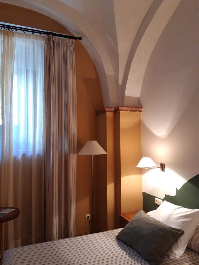 Hotel Ahc Palacio Coria Bagian luar foto