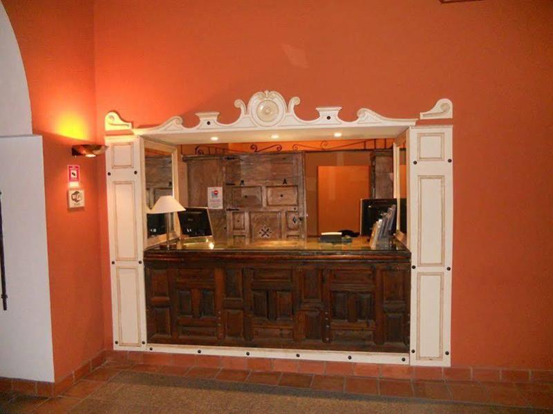 Hotel Ahc Palacio Coria Bagian luar foto